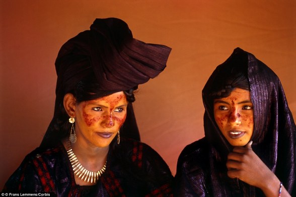 tuareg women.